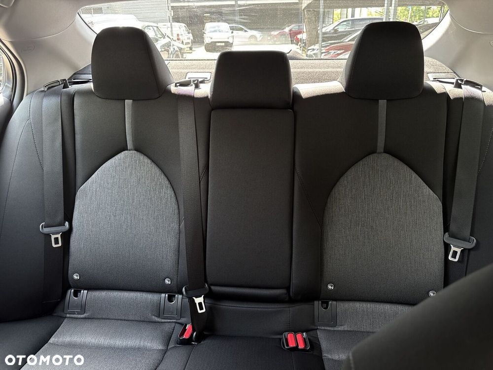 Toyota Camry 2.5 Hybrid Comfort CVT - 36