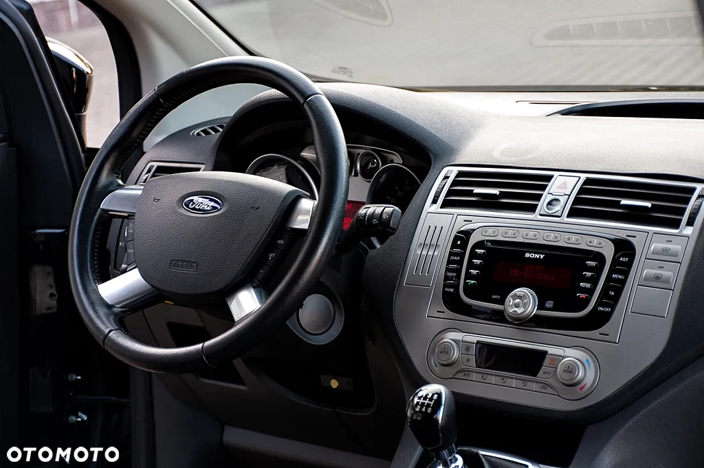Ford Kuga 2.0 TDCi Titanium - 24