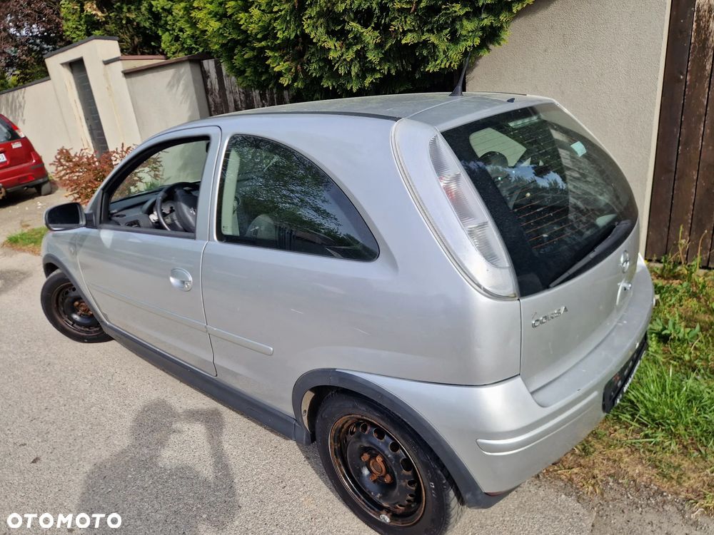 Opel Corsa - 2