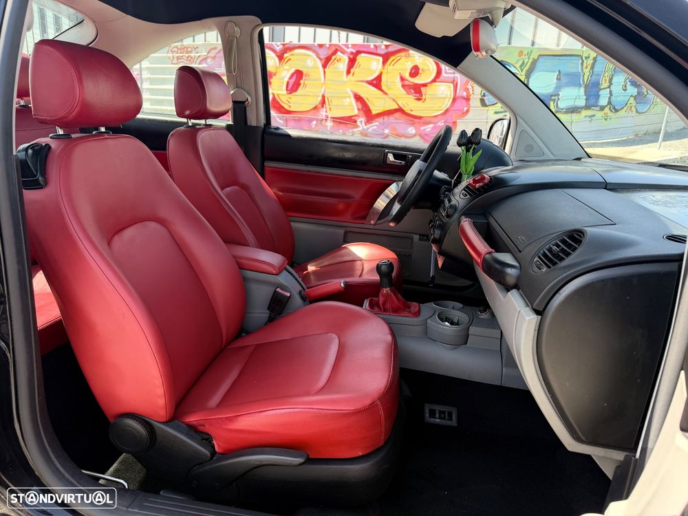 VW New Beetle 1.6 - 9