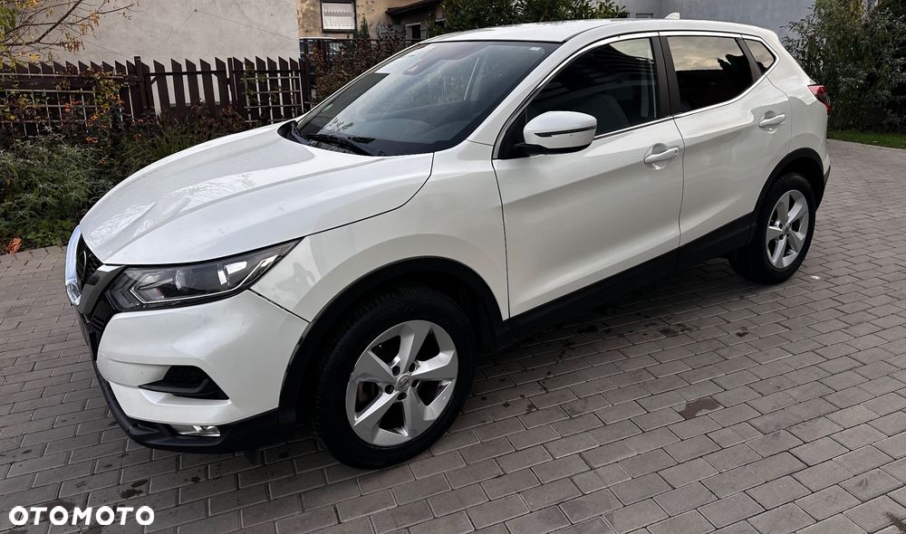 Nissan Qashqai 1.6 DCi Xtronic N-Connecta - 5
