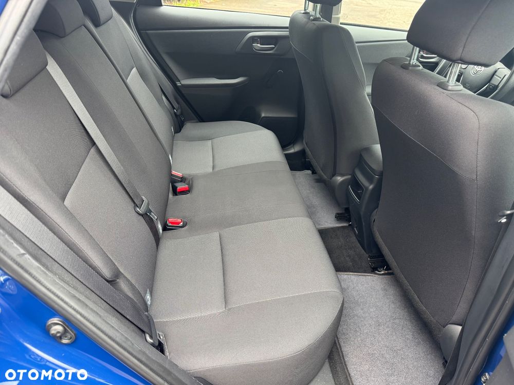 Toyota Auris 1.33 Dual-VVT-i Design Edition - 17