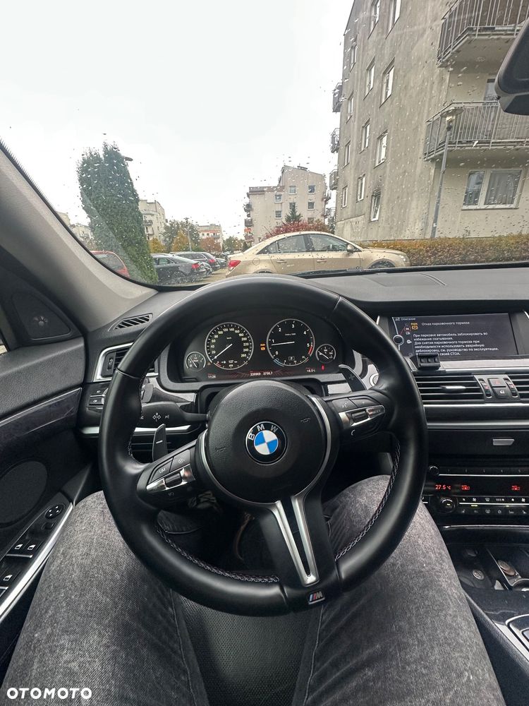 BMW 5GT 535d xDrive Tursimo Modern Line - 29