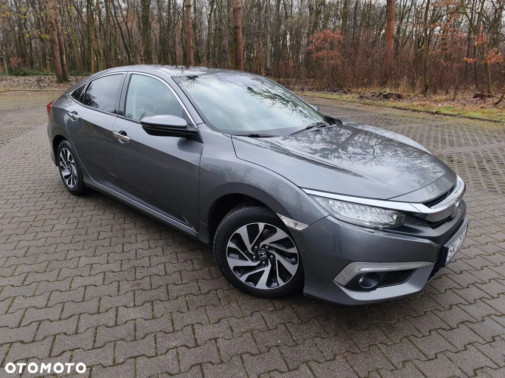 Honda Civic 1.5 T Executive CVT - 2