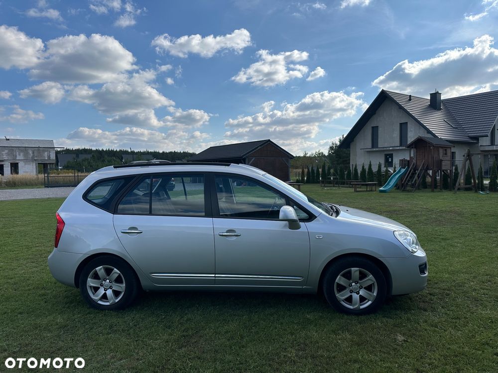 Kia Carens 2.0 CVVT LX Basis - 4