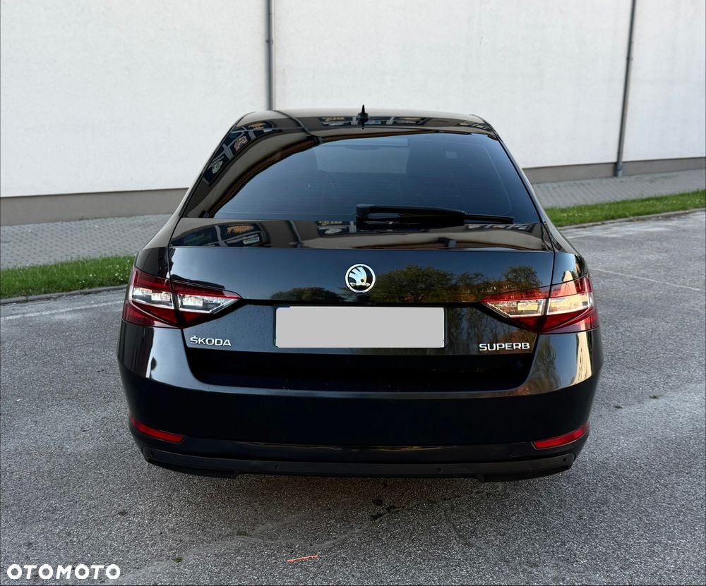 Skoda Superb 2.0 TDI L&K DSG - 14
