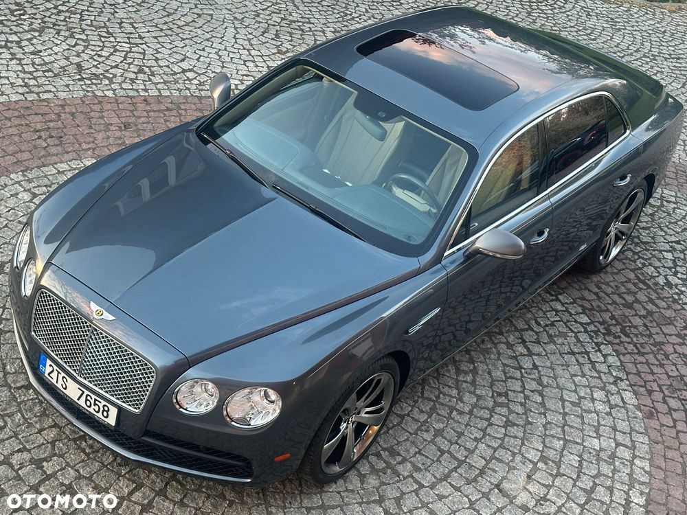 Bentley Flying Spur V8 Mulliner - 2