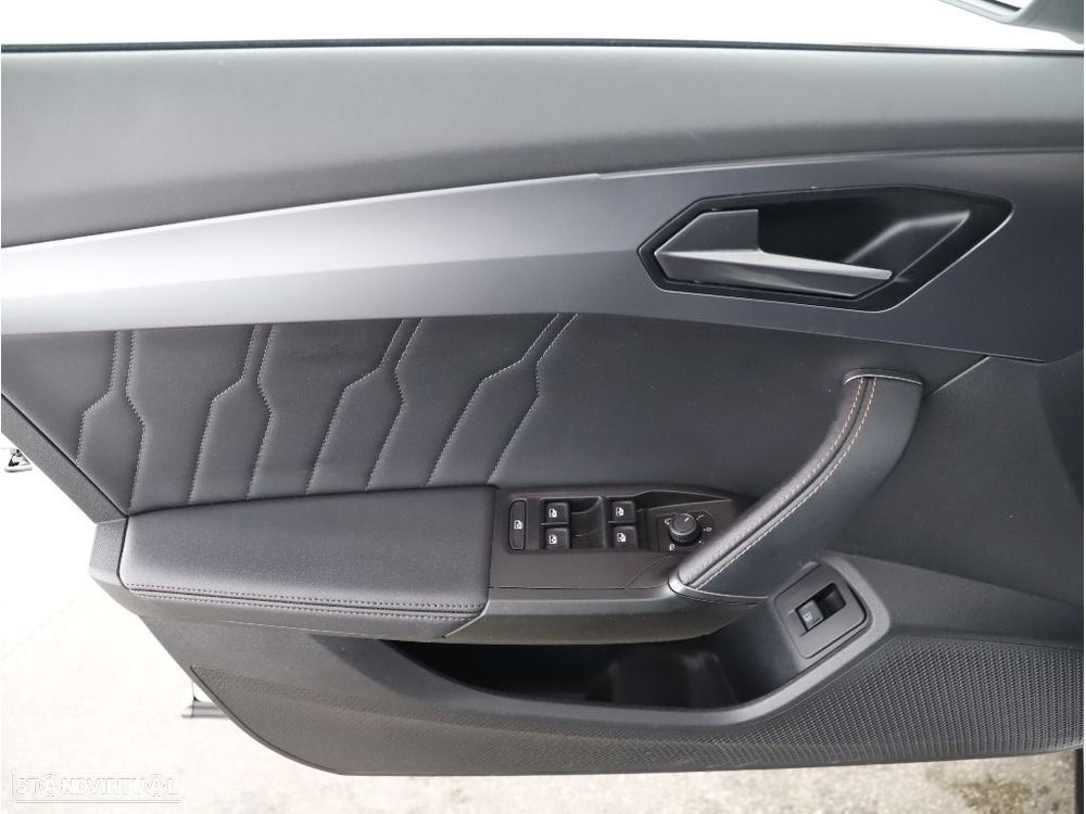 Cupra Formentor 1.4 e-Hybrid DSG - 34