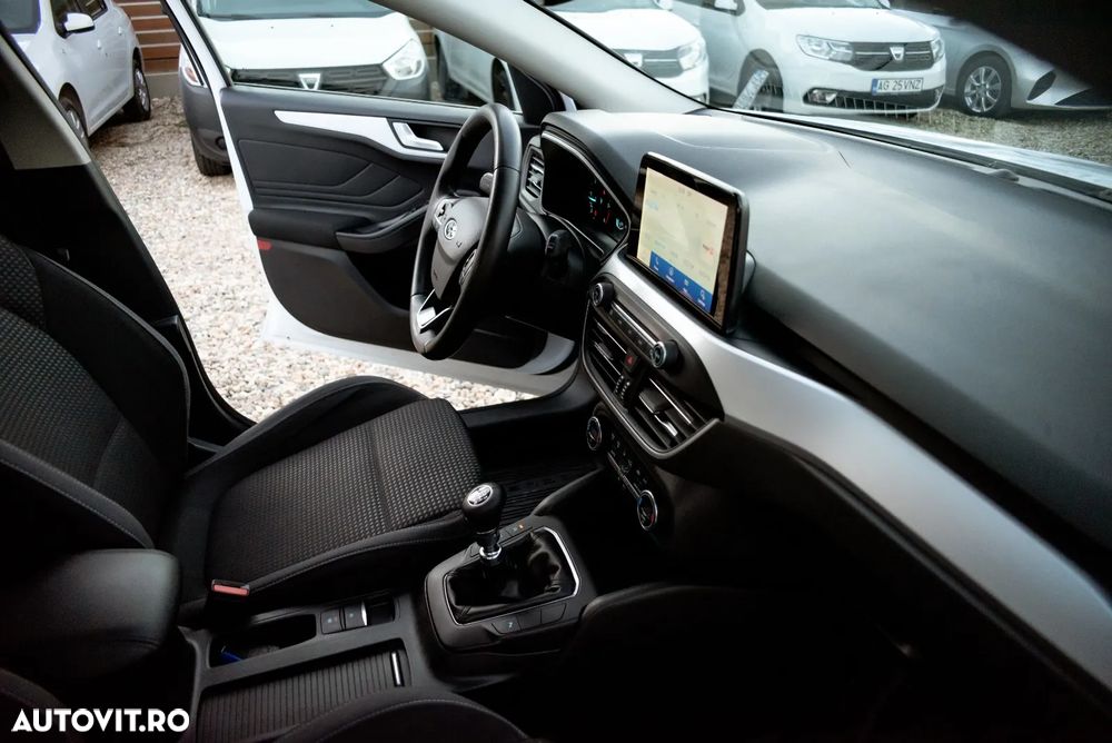 Ford Focus 1.5 EcoBlue Connected - 19