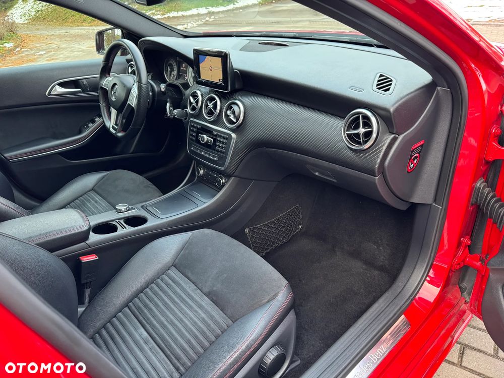 Mercedes-Benz Klasa A 250 7G-DCT AMG Line - 8