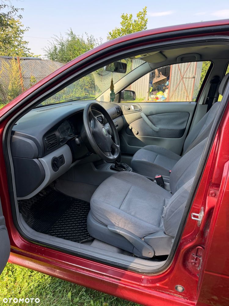 Skoda Octavia 1.6 Classic - 8