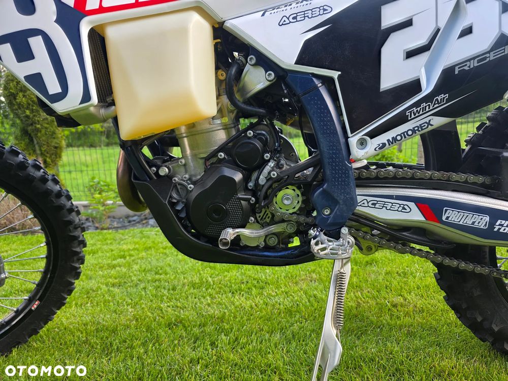 Husqvarna FE - 8