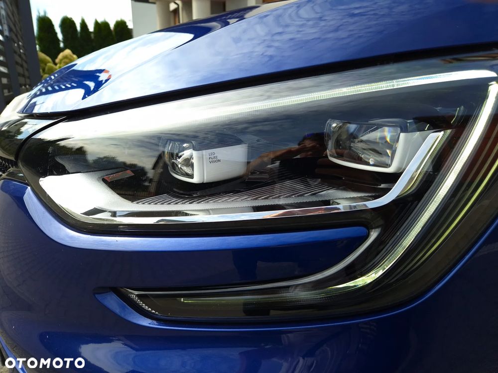 Renault Megane ENERGY TCe 205 EDC GT - 37