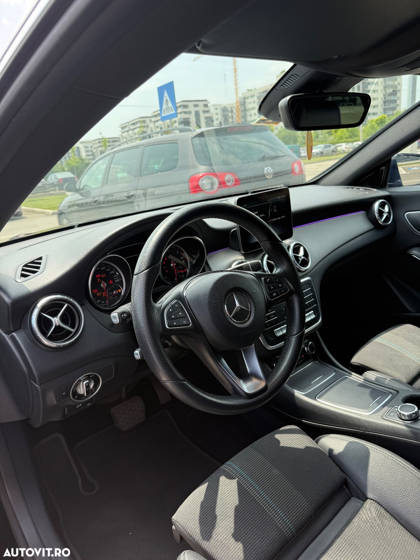 Mercedes-Benz CLA 200 d 4MATIC Aut. - 11