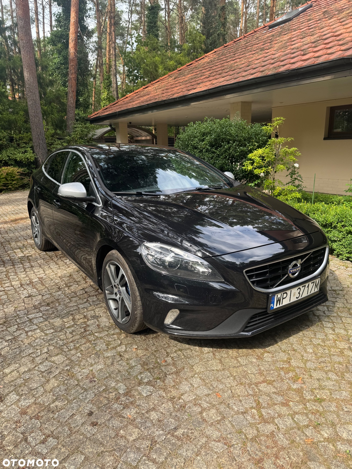 Volvo V40 D2 Drive-E R-Design Momentum - 3