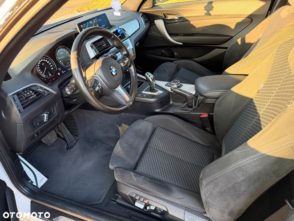 BMW Seria 2 M240i xDrive - 11