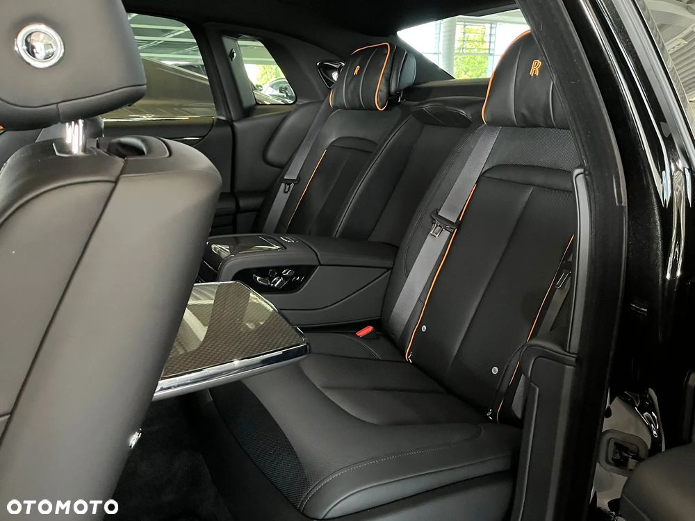 Rolls-Royce Ghost Black Badge - 27