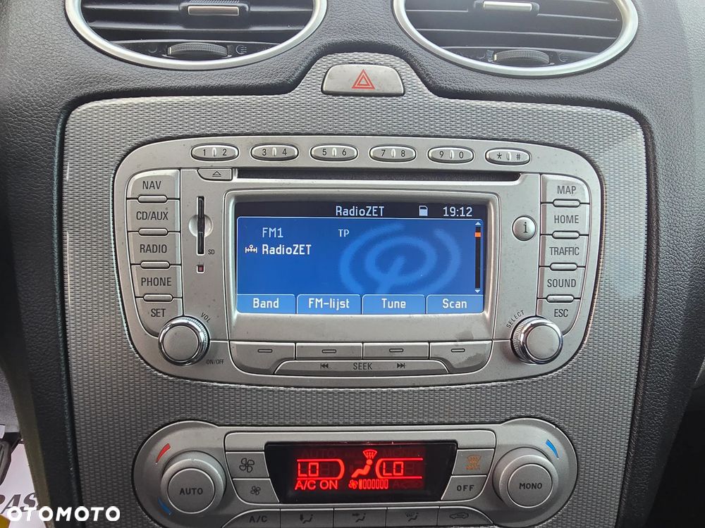 Ford Focus 1.8 Titanium - 34