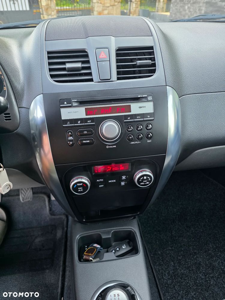 Suzuki SX4 2.0 DDiS 4x4 Comfort - 18
