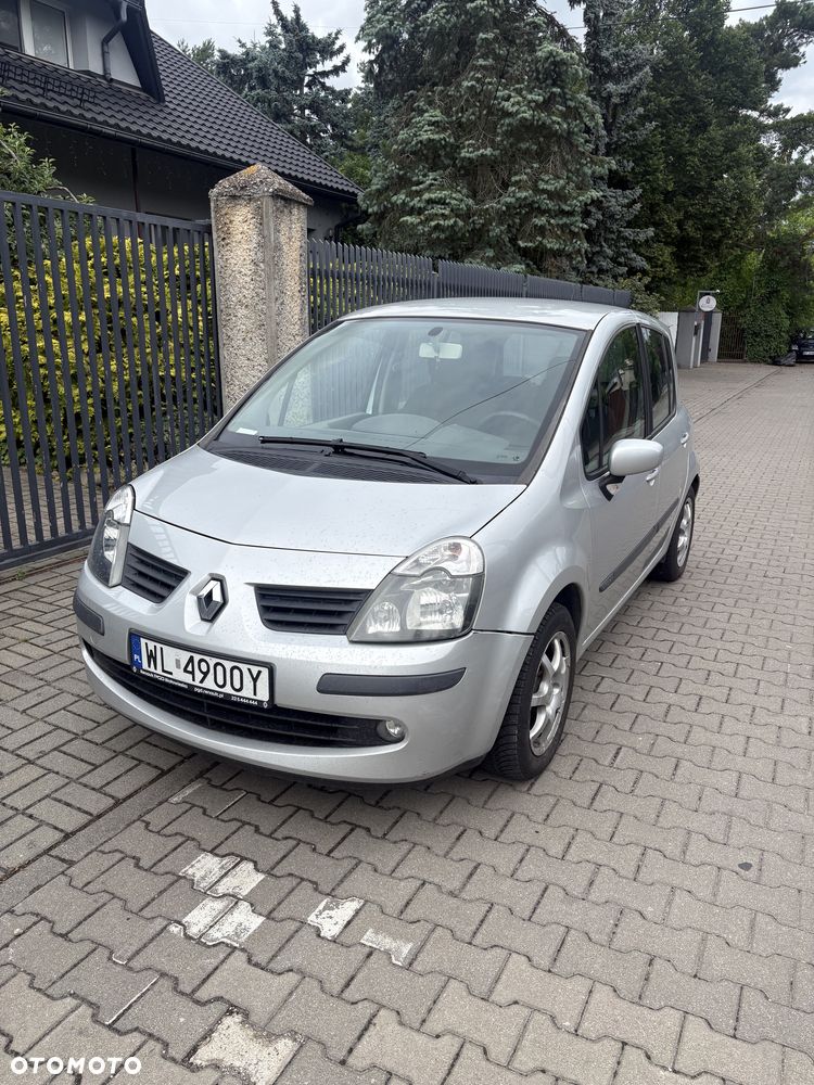 Renault Modus - 1