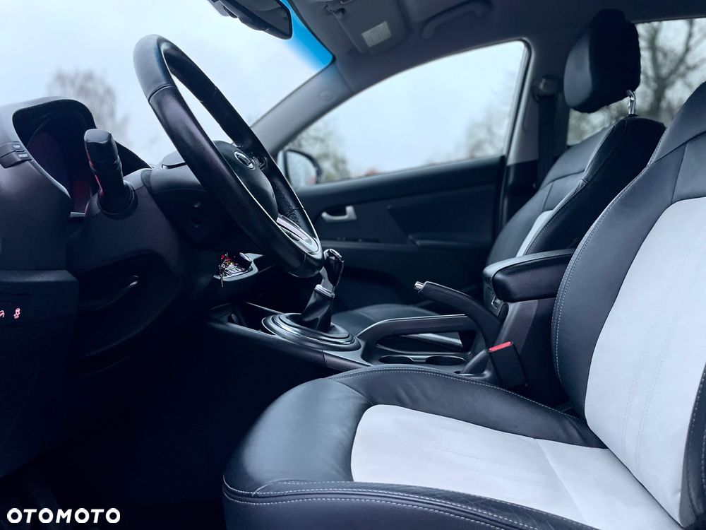 Kia Sportage 1.7 CRDI 2WD ISG Dream-Team Edition - 11