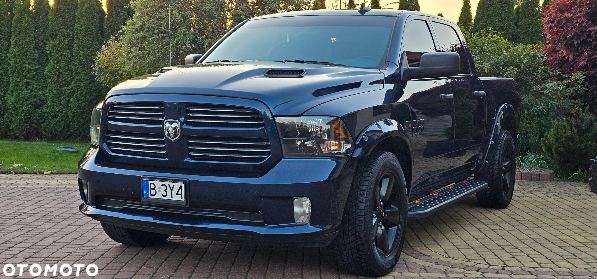 RAM 1500 - 12