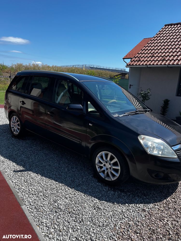 Opel Zafira - 2