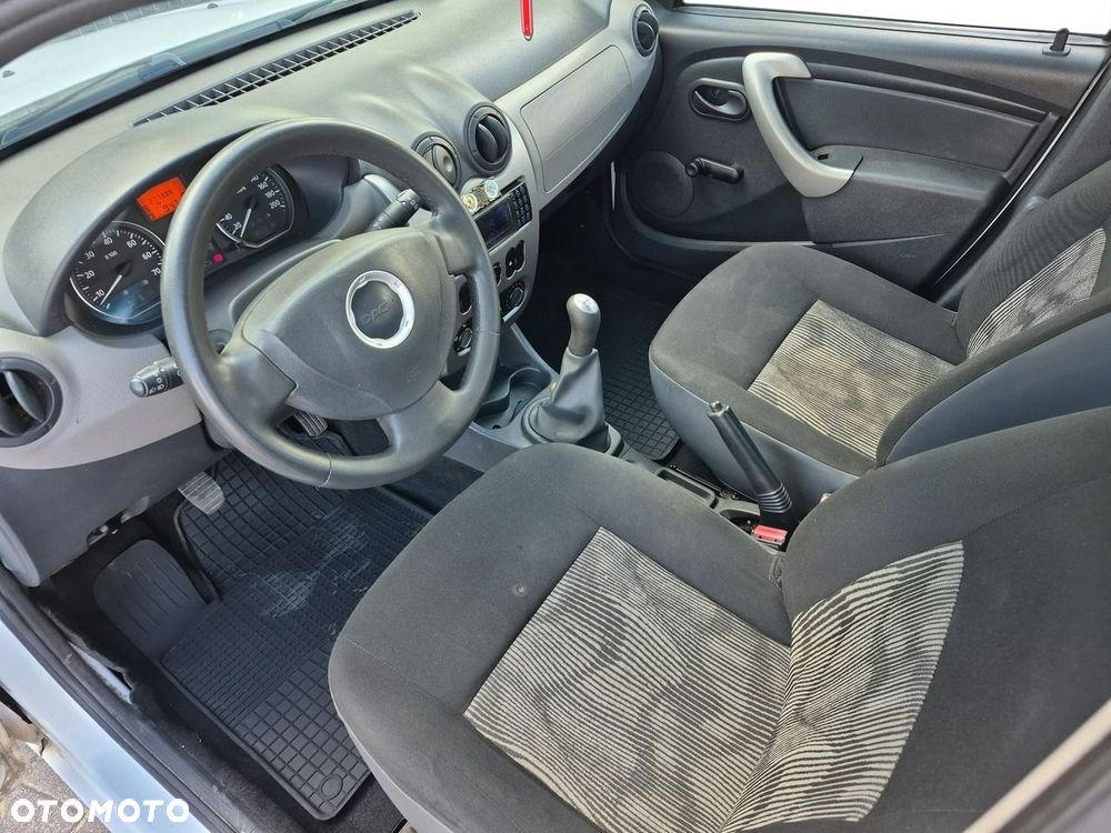 Dacia Sandero - 9