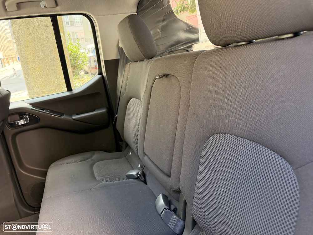 Nissan Navara 2.5 dCi CD SE - 14