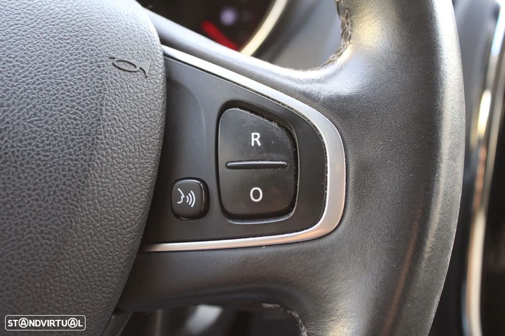 Renault Captur ENERGY TCe 120 EDC LIMITED - 11