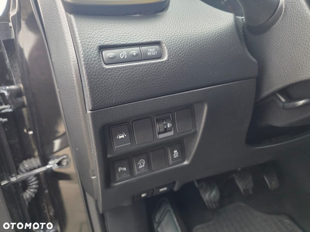 Nissan Qashqai 1.2 DIG-T N-Connecta - 6