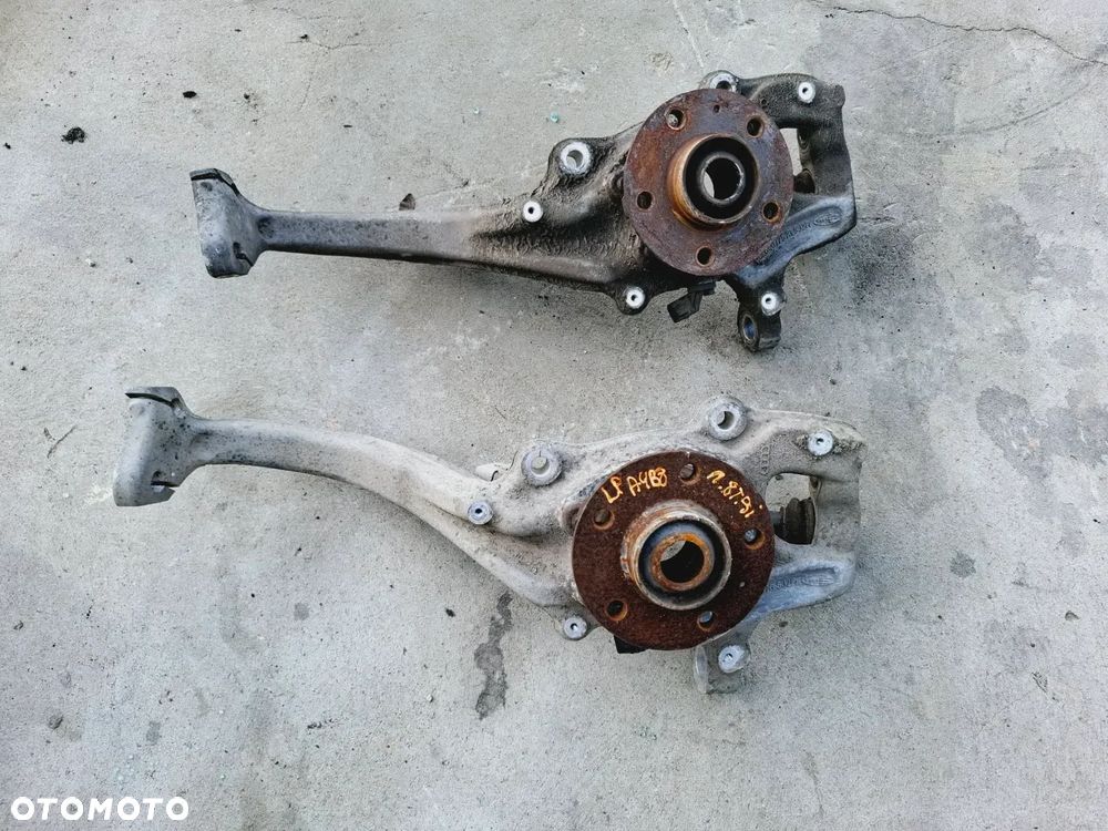 Zwrotnica Przód Przednia Lewa Audi A4 B8 A5 Q5 8K0407257G - 1