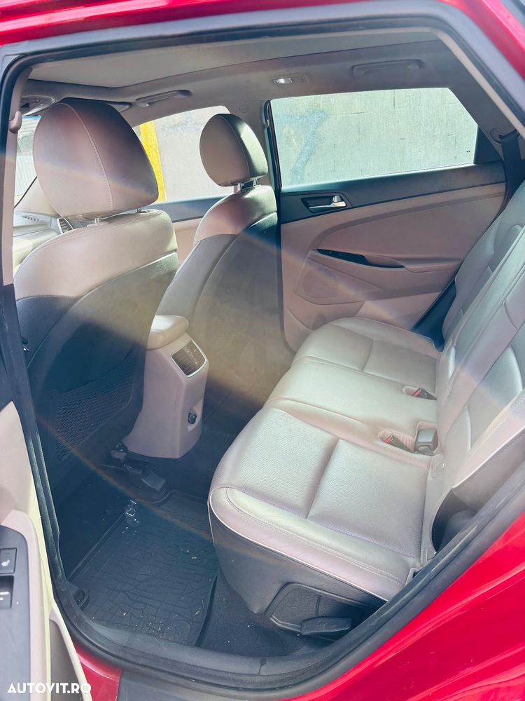 Hyundai Tucson - 12