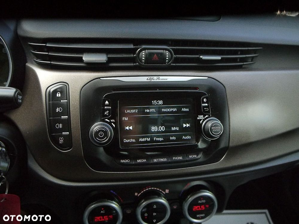 Alfa Romeo Giulietta 1.4 TB Impression - 25