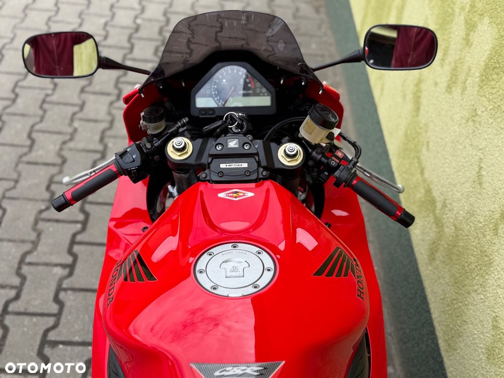 Honda CBR - 36