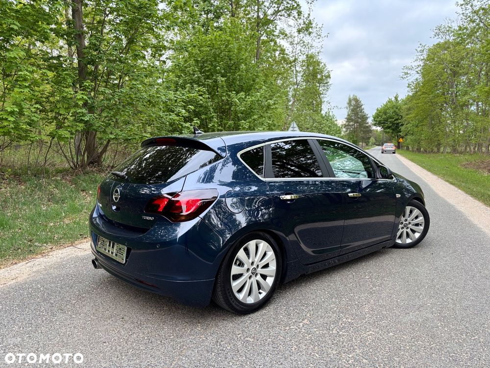 Opel Astra - 14