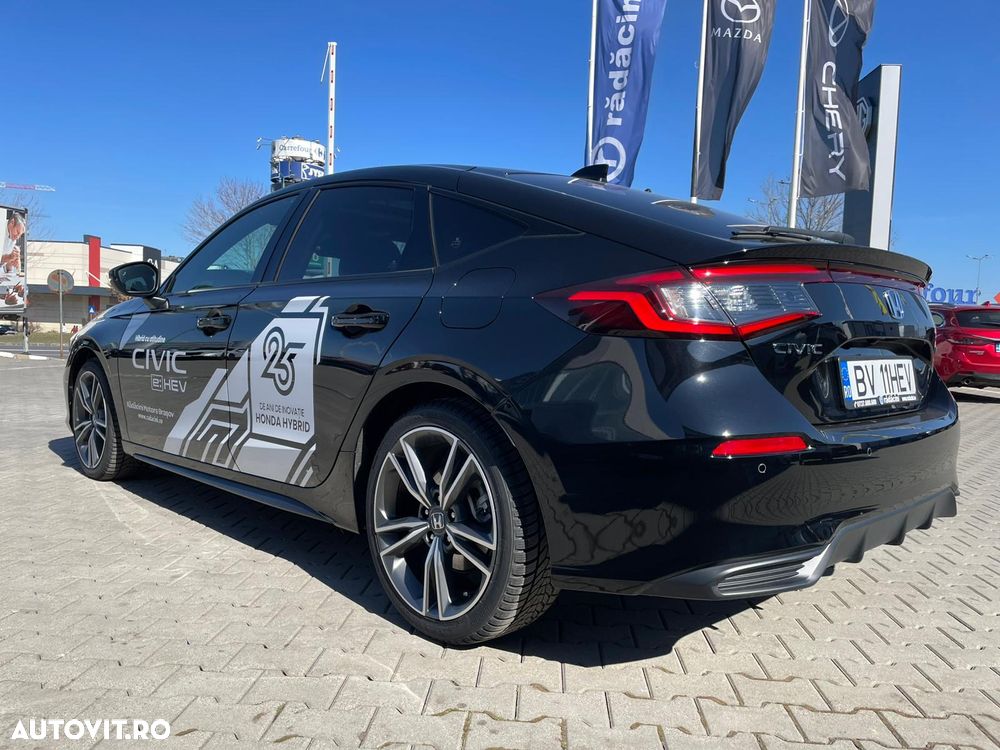 Honda Civic 2.0 i-MMD Hybrid Advance - 4