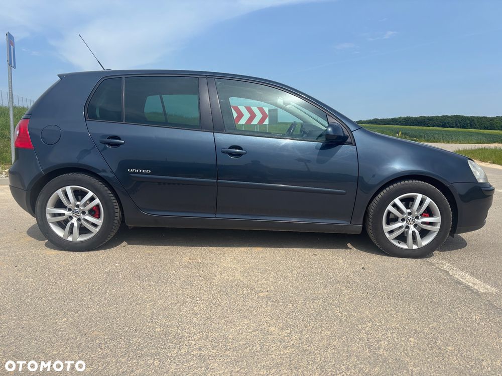 Volkswagen Golf 1.9 TDI Comfortline - 1