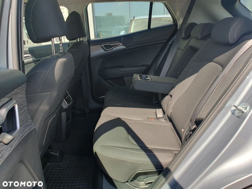 Kia Sportage 1.6 T-GDI M 2WD DCT - 26