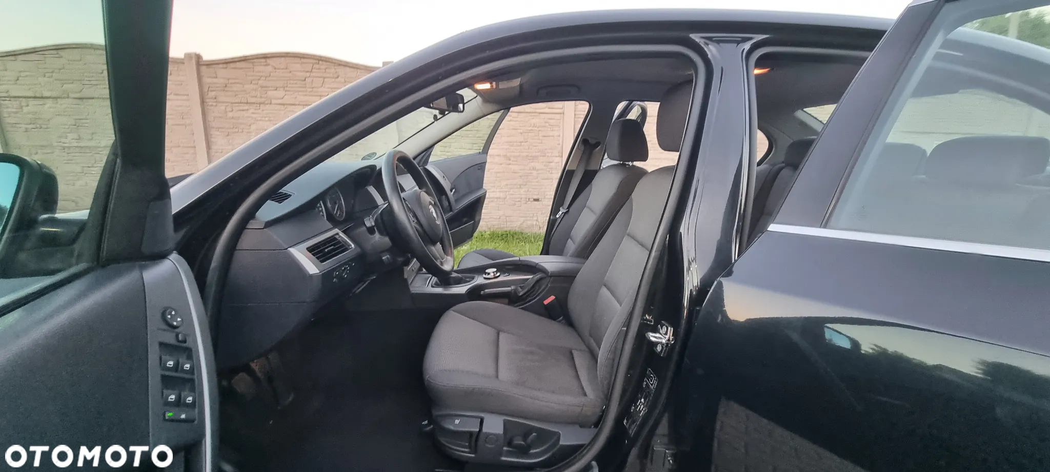 BMW Seria 5 525i - 18
