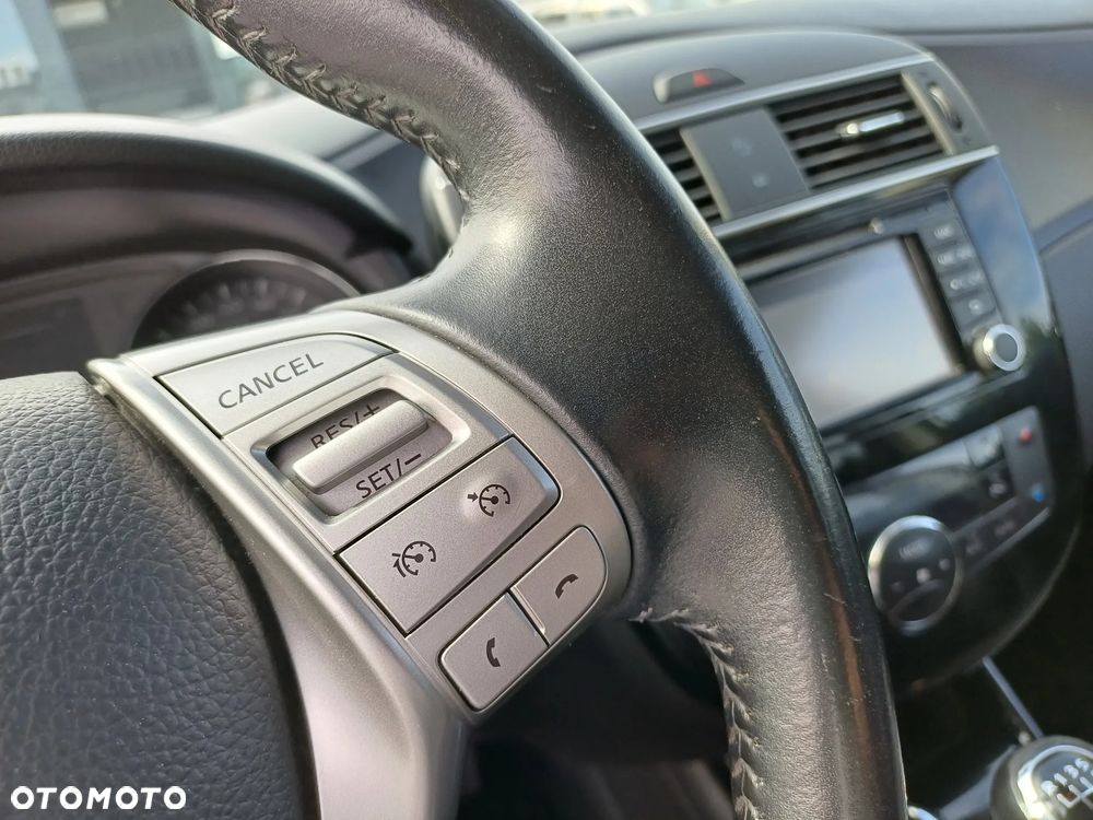 Nissan Pulsar 1.2 DIG-T Tekna - 24