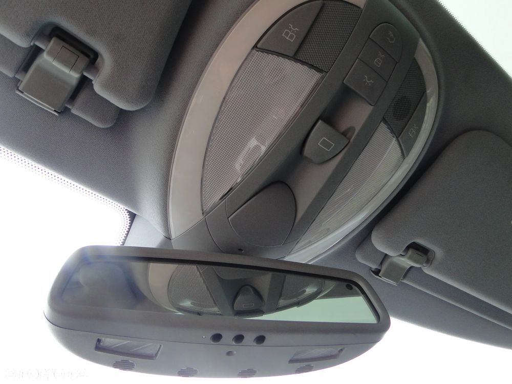 Mercedes-Benz Klasa E 420 CDI Avantgarde - 25