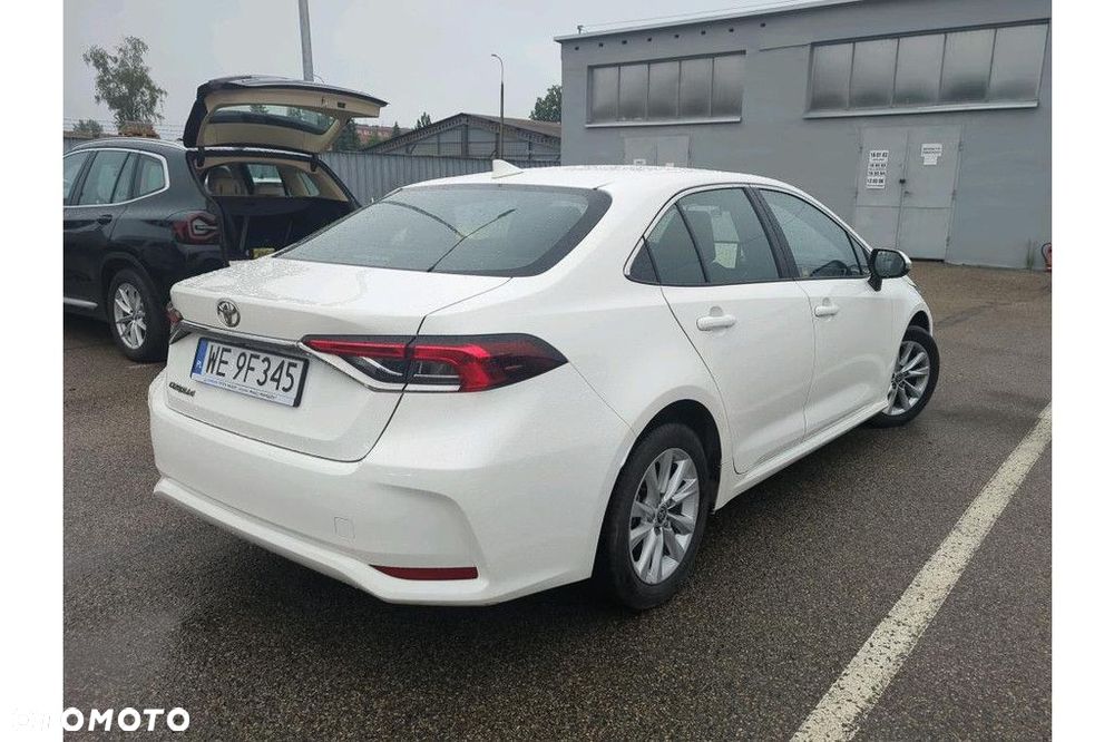 Toyota Corolla - 5