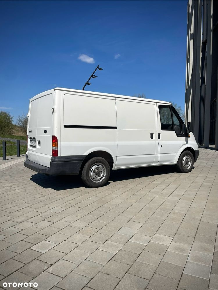 Ford Transit - 4