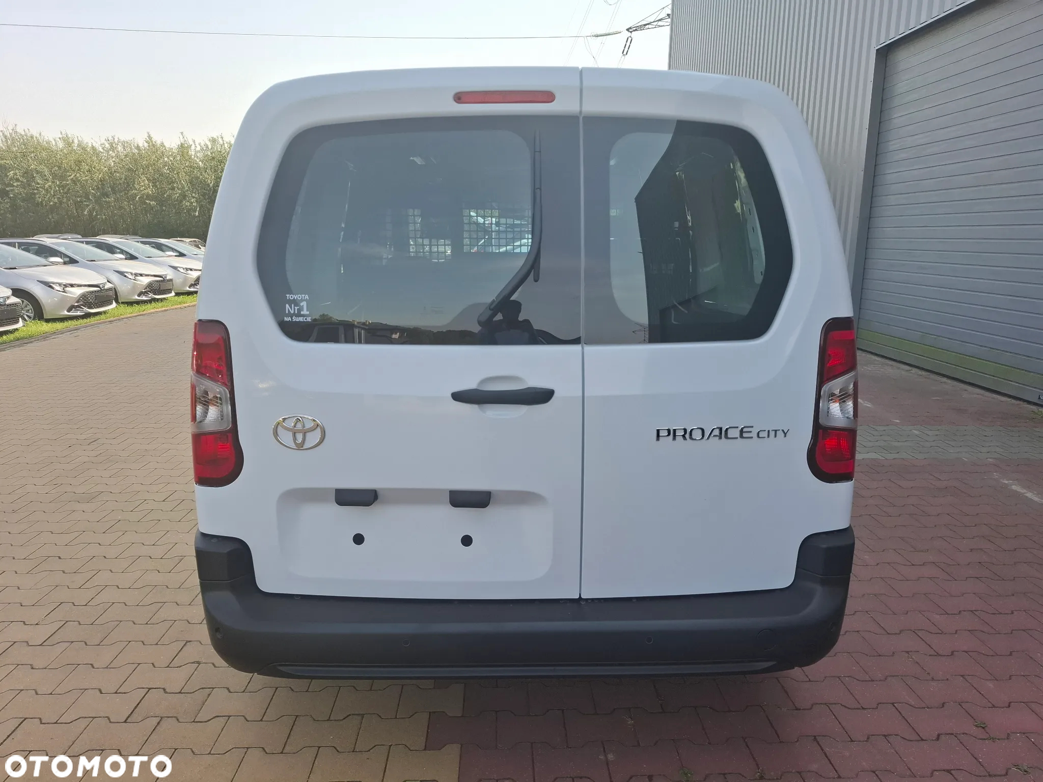 Toyota Proace City 1.5 D-4D Long 2,3t Active (bryg.) - 9