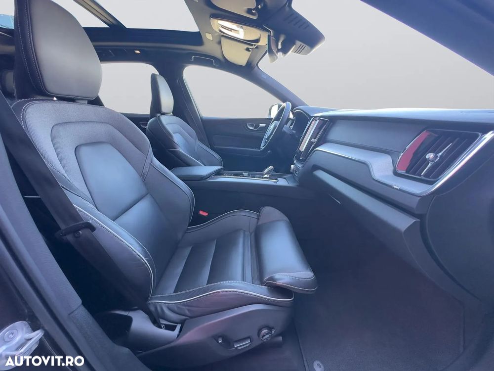 Volvo XC 60 T6 AWD Recharge Plus Dark - 18