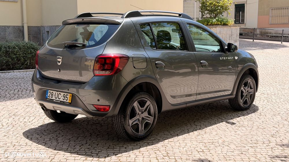Dacia Sandero 0.9 TCe Stepway - 6