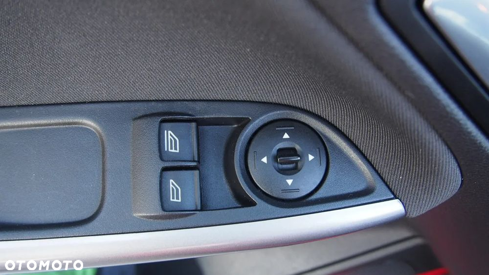 Ford Focus 1.0 EcoBoost 99g Start-Stopp-System Business Edition - 25