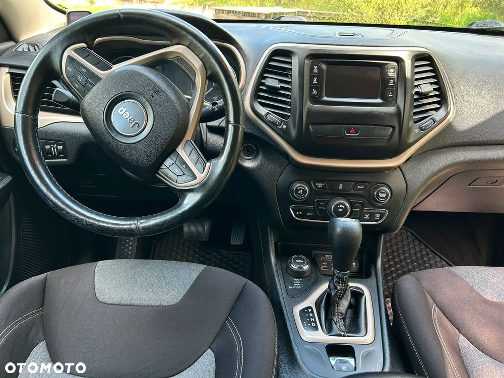 Jeep Cherokee 3.2 V6 Pentastar Active Drive I Automatik Limited - 31