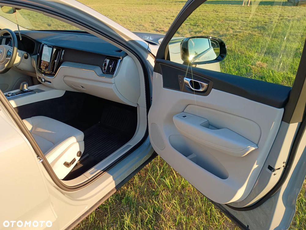 Volvo XC 60 - 34